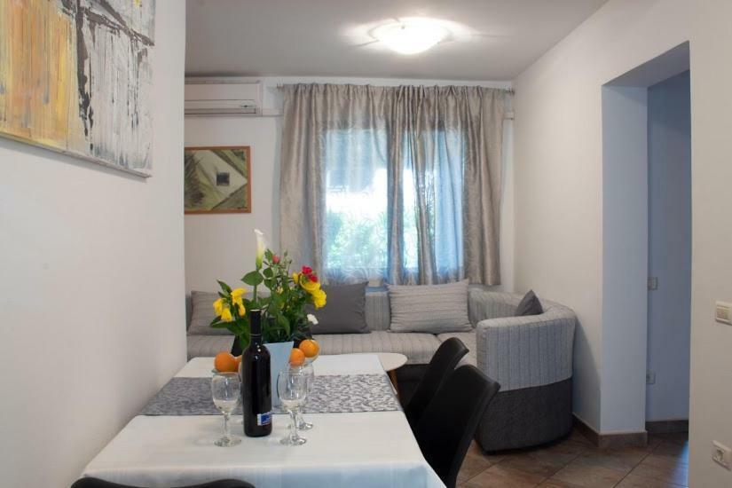 Apartment Katia Pula Ngoại thất bức ảnh