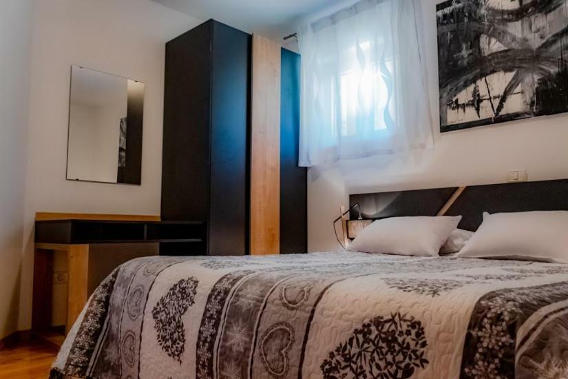 Apartment Katia Pula Ngoại thất bức ảnh
