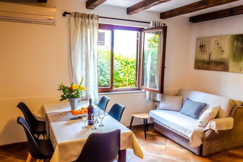 Apartment Katia Pula Ngoại thất bức ảnh